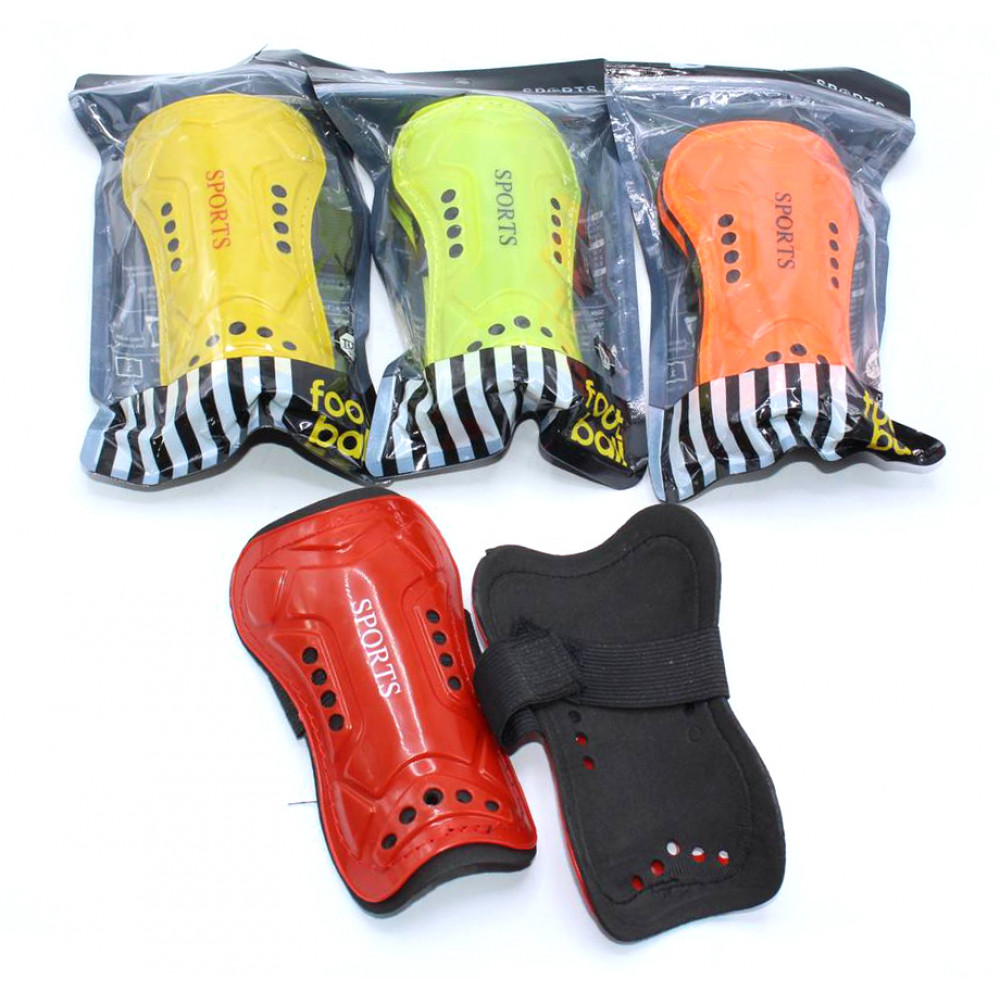 Ֆուտբոլիստների ոտքի պաշտպանիչ, շիտկի 4 գույն, փոքր 14,5*7սմ