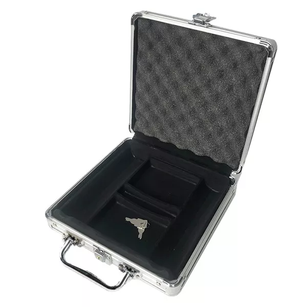 Քեյս «Ալյումինե»