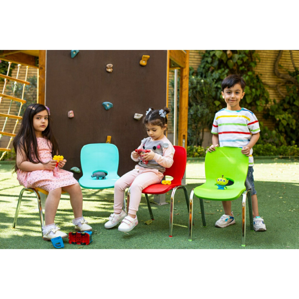 Աթոռ մանկական պլաստմասե մետաղե հիմքով